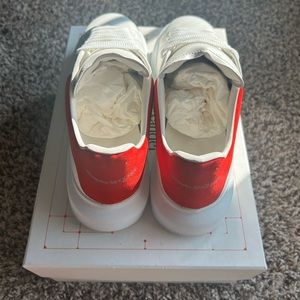 Alexander McQueens White & Red